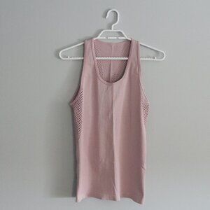 Fabletics Women's Pink Musetta Seamless Activewear Breathable Mesh Scoop‎ Tank